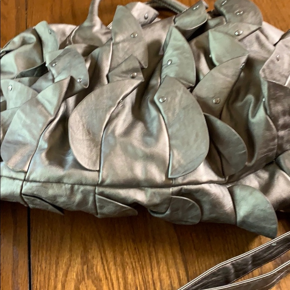 Steve Madden pocket book